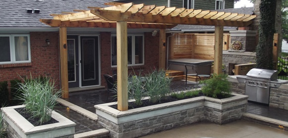 Fonthill ON (Outdoor Retreat)